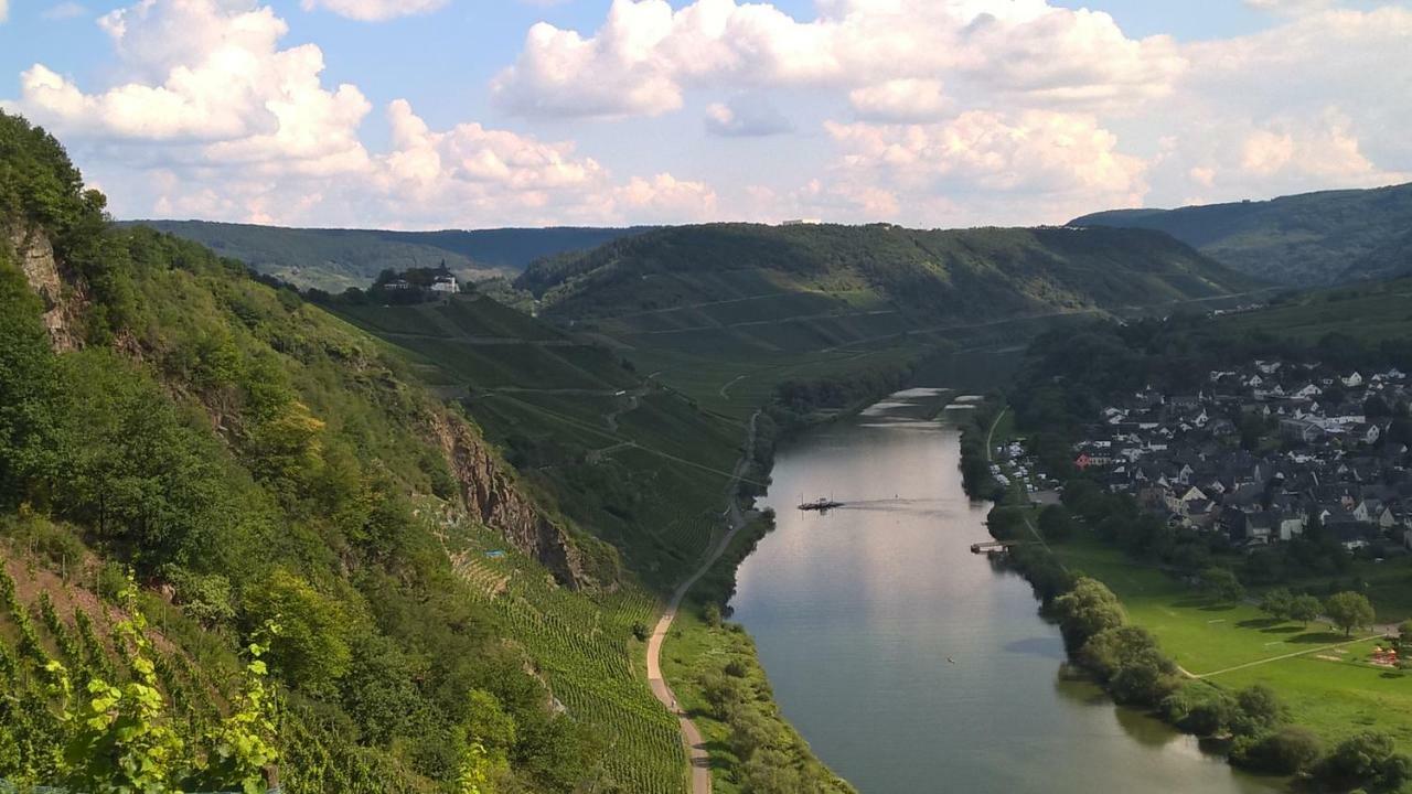 Appartamento Mosel Ausblick Zell an der Mosel Esterno foto
